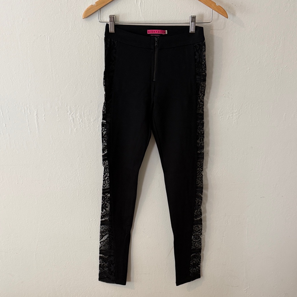 Alice + Olivia Sexy Black Lace-Panel Leggings